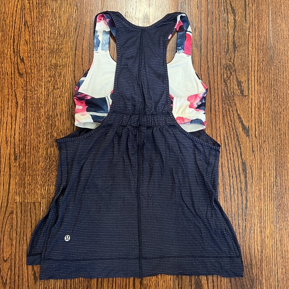๐ Lululemon Stash It Tank! - Picture 11 of 16